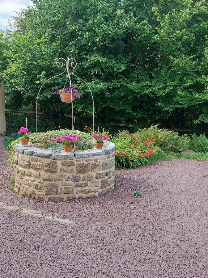 Le Petit Bois Normand - Chambre D'Hote Bed and Breakfast Champ-du-Boult Εξωτερικό φωτογραφία